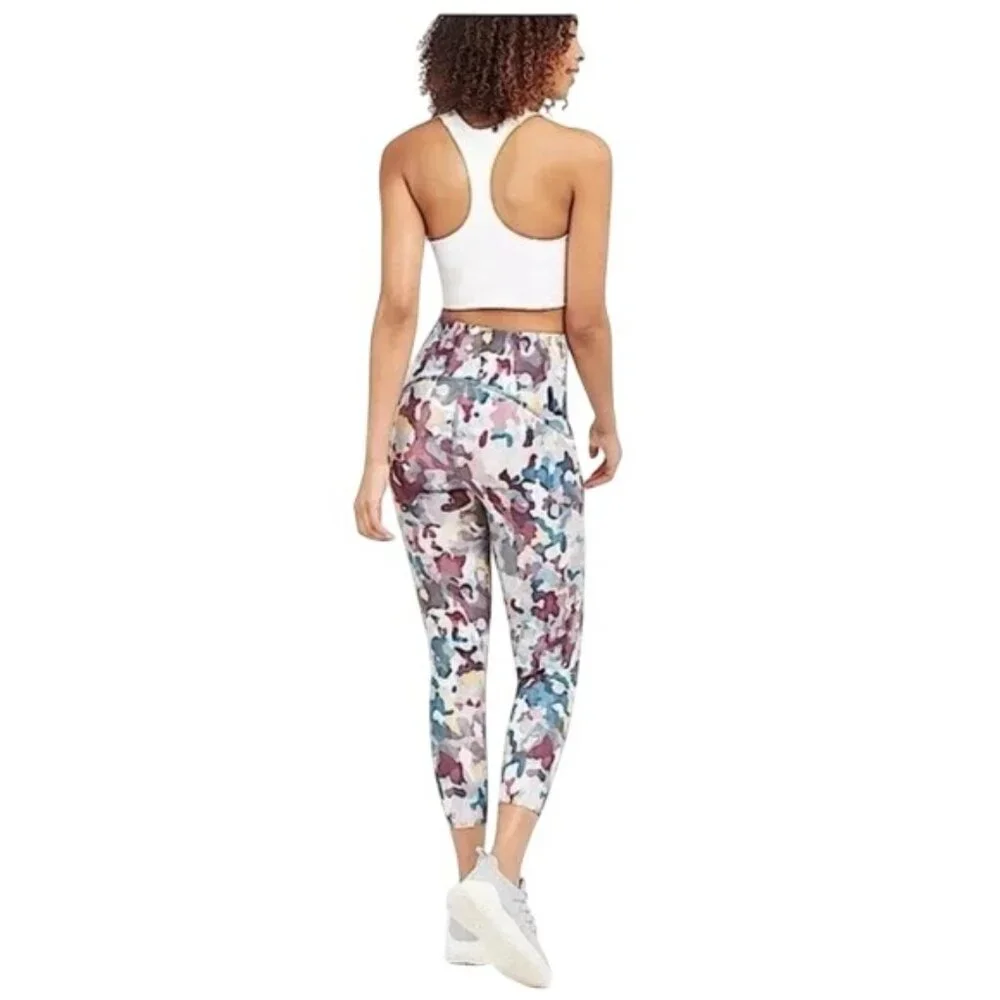 Spanx Women's Size Large Booty Boost Active Leggings Camo Ruby Print 7/8 Length - Picture 4 of 7